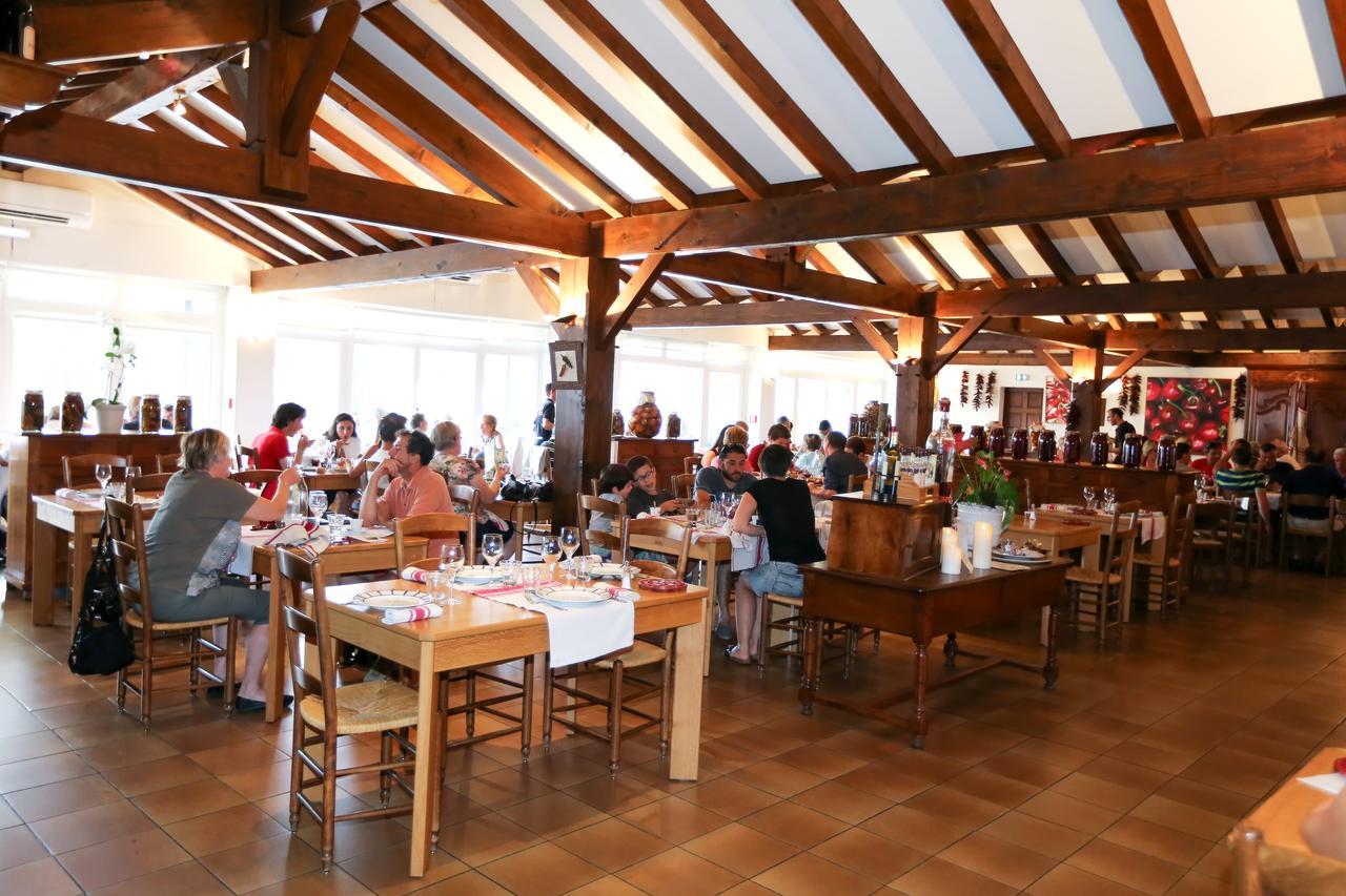 Hotel Euzkadi Espelette Esterno foto