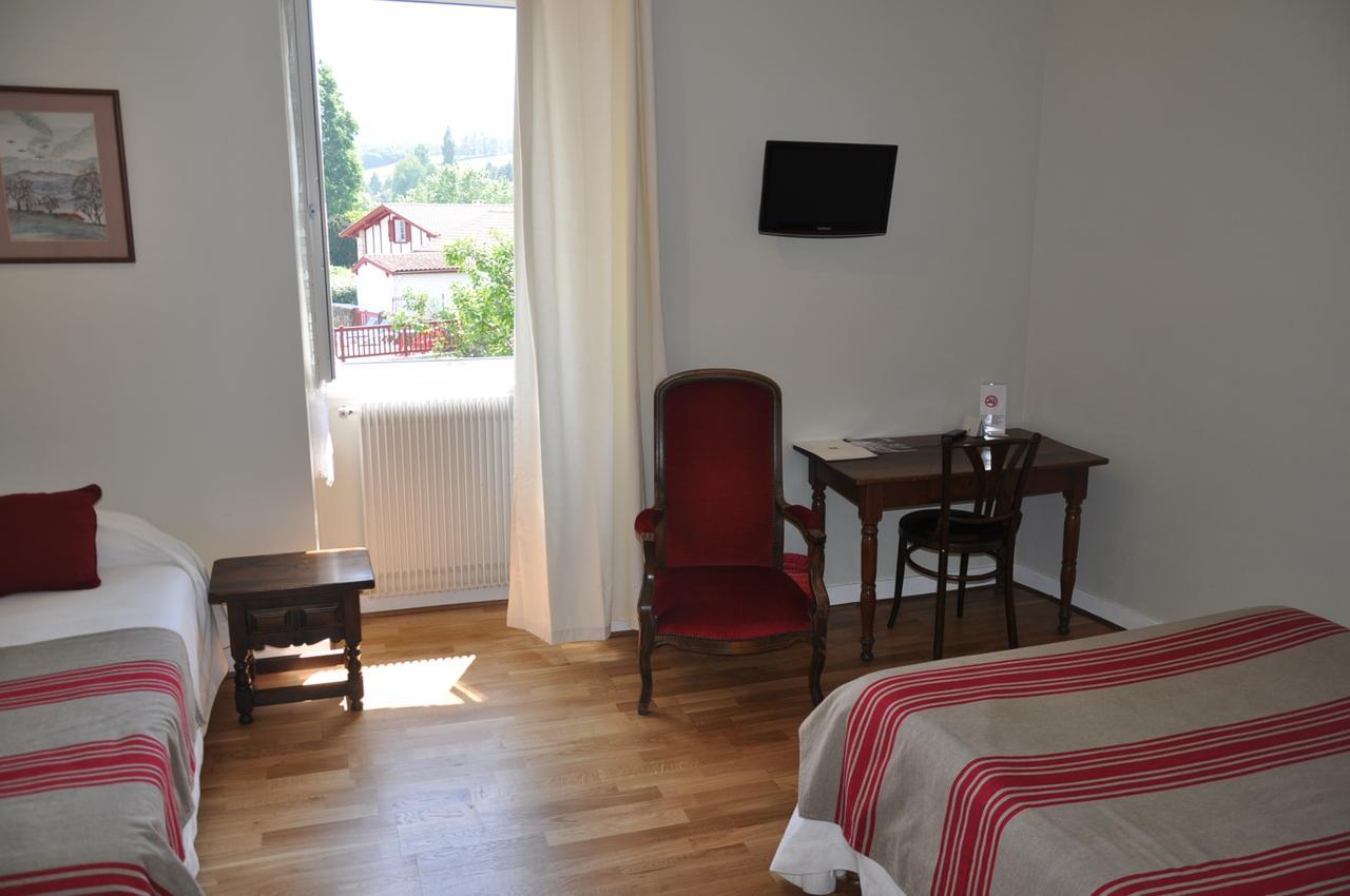 Hotel Euzkadi Espelette Esterno foto