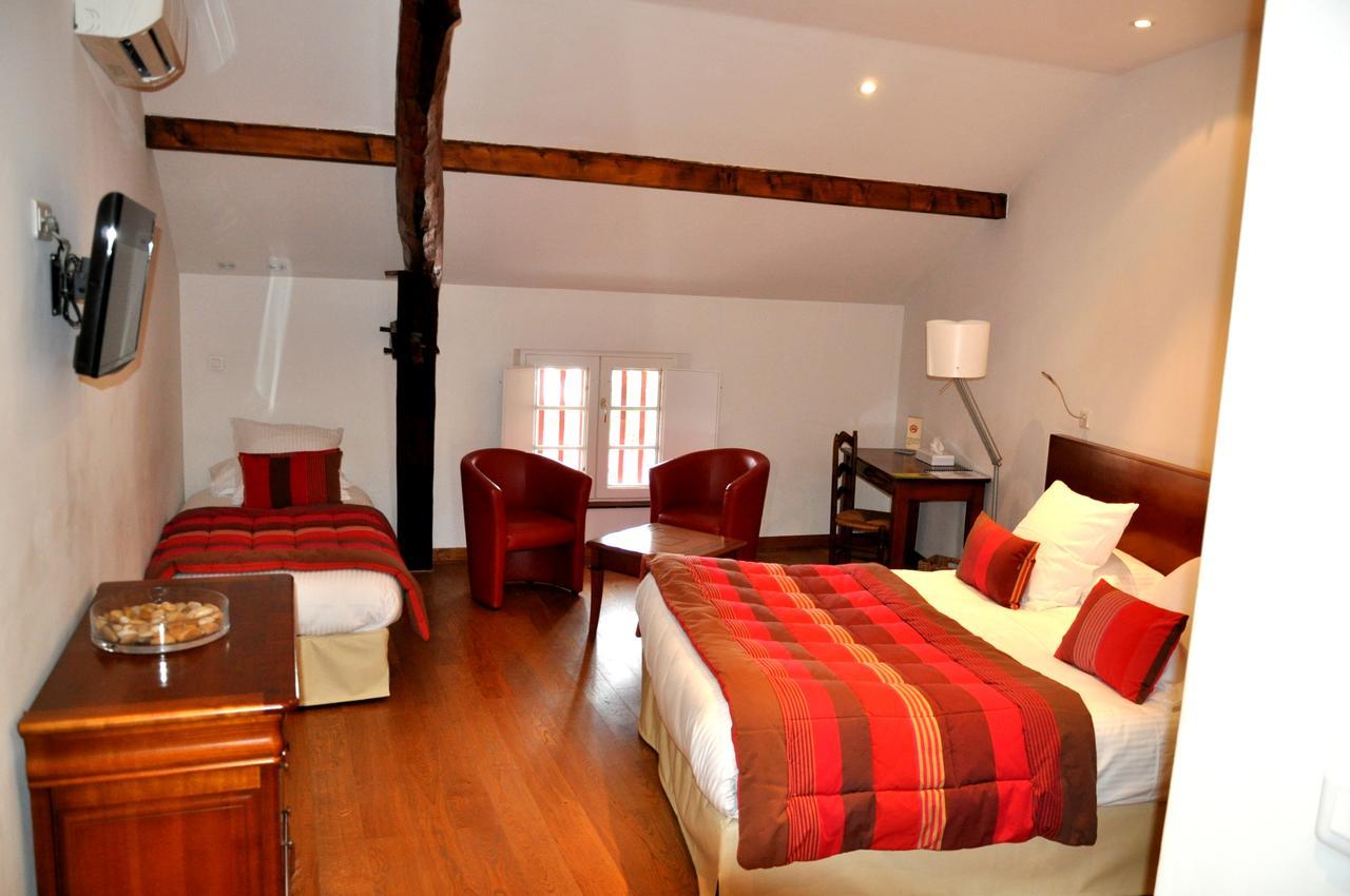 Hotel Euzkadi Espelette Esterno foto